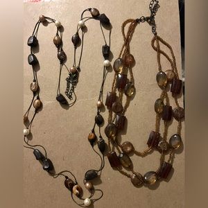 2 brown necklaces